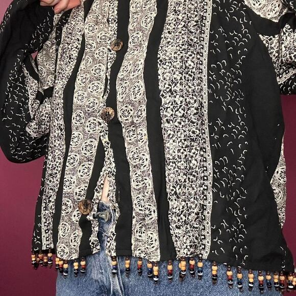 Promises Promises Vintage 90's Printed Beaded Top - Picture 2 of 5